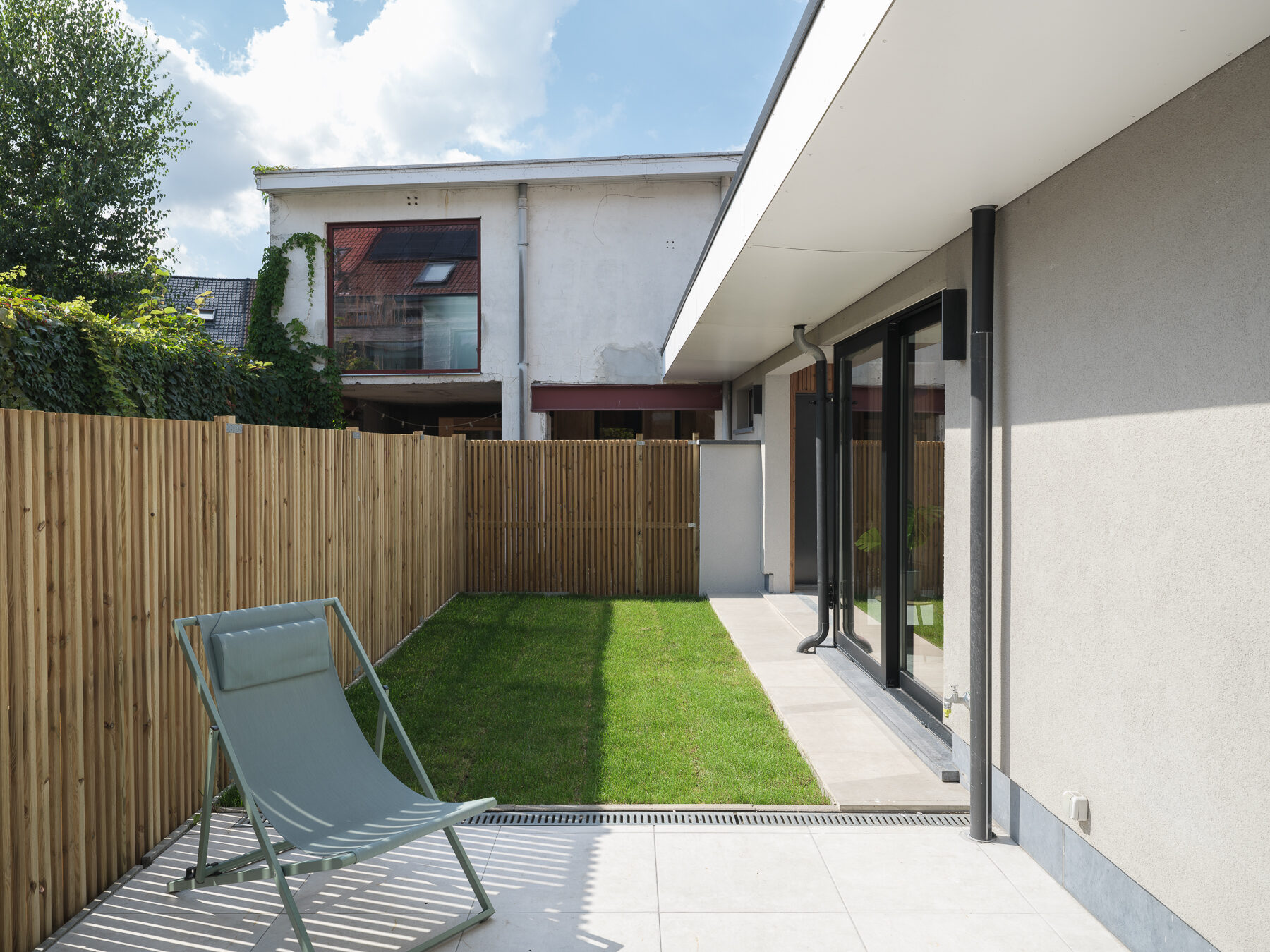 Gerenoveerd appartement met tuin nabij Sint-Pieters, foto 1